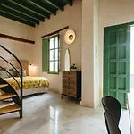 Rocío 17 Luxury Duplex with Shared-Patio